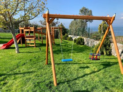 Wooden double swing — Elysee