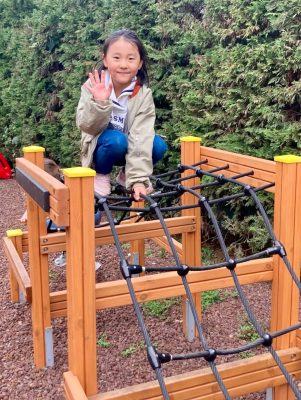 Climbing and balancing play for children — Elysee
